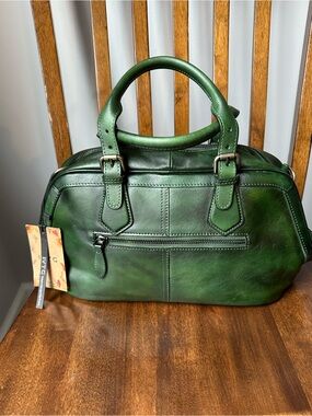 IVTG Real Leather Shoulder Bag NWT
